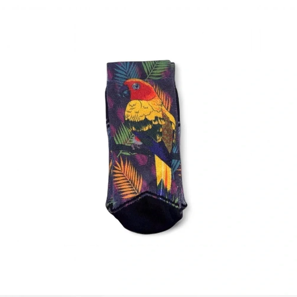 FEAT Boys Crew Socks Size Large Tropical Sun Conure Parrot 🦜